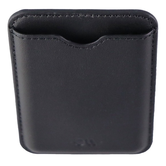 Case-Mate Magnetic Card Holder for MagSafe Compatible iPhones - Picture 3 of 3